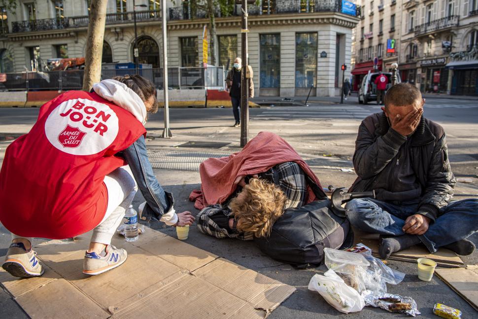 Fortes chaleurs 2022 :  l’Armée du Salut maintient son aide alimentaire d’urgence