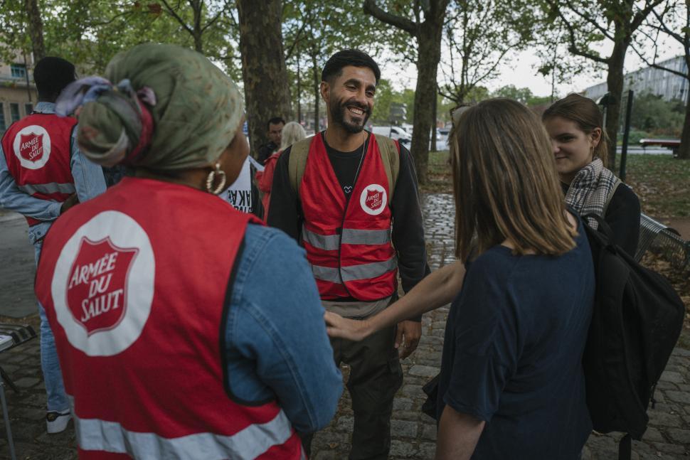 Bénévolat exilé Halte humanitaire