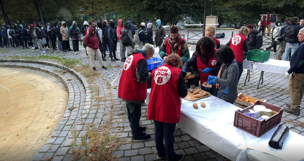 Mineurs isolés à la rue : une aide humanitaire vitale 