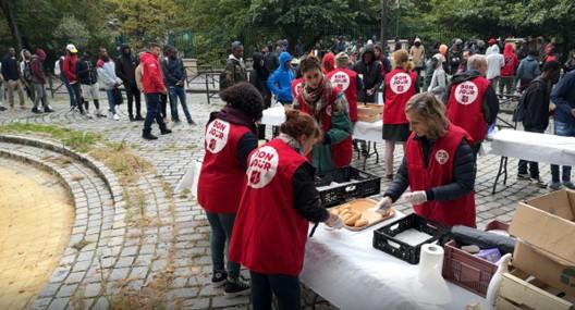 Distribution alimentaire auprès de mineurs isolés