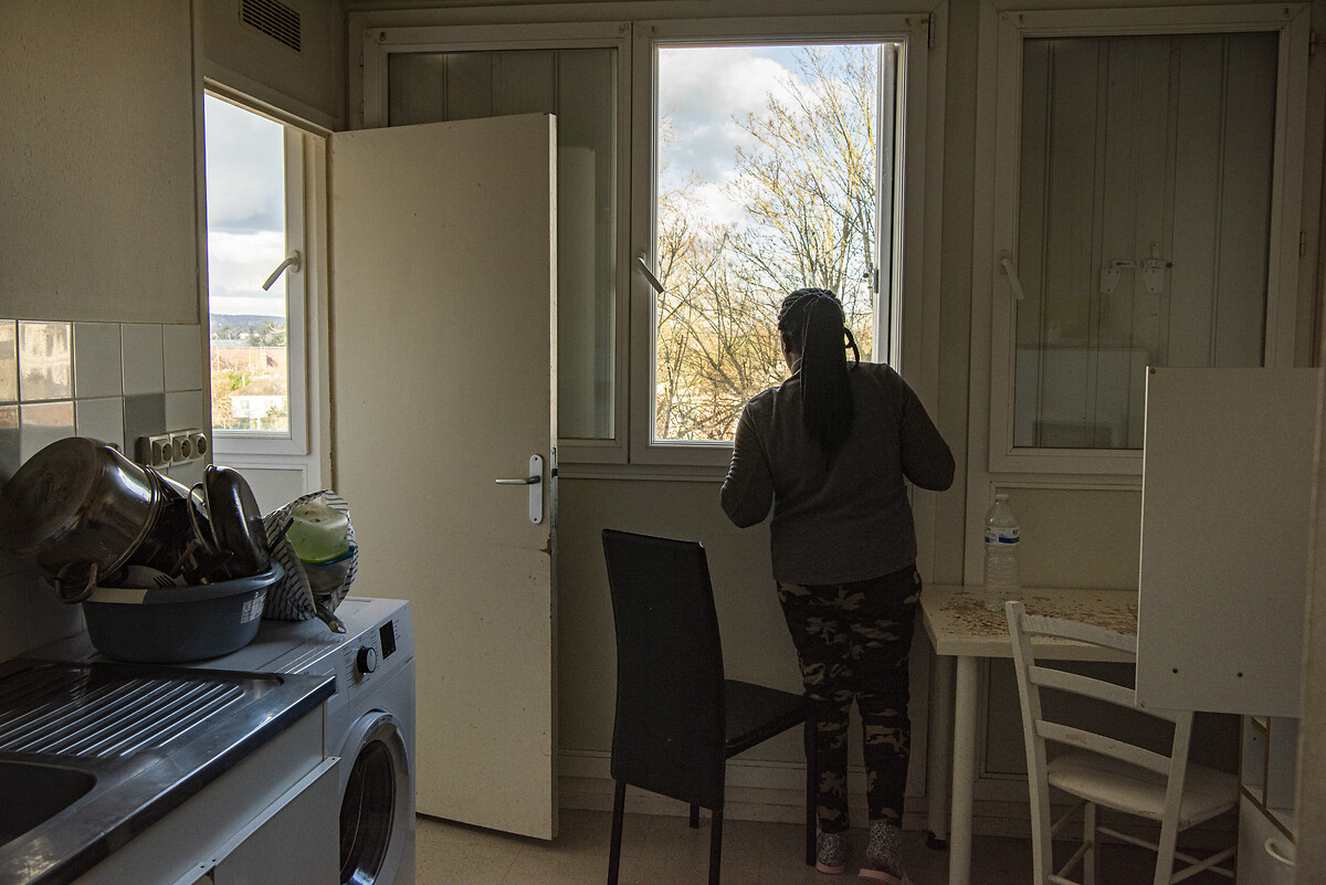 -----------------------------------.!! ATTENTION !! .Nana a donné son autorisation seulement pour des publications papier..A