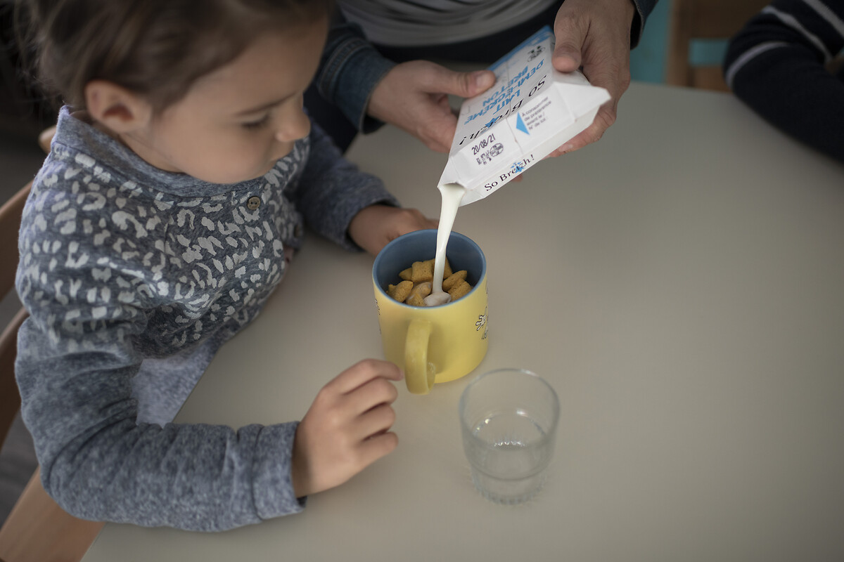 Petit-déjeuner avec Laetitia Roupi, éducatrice et Lylou. Les Enfants de Rochebonne - Le Lupin, située à Saint-Malo, est u