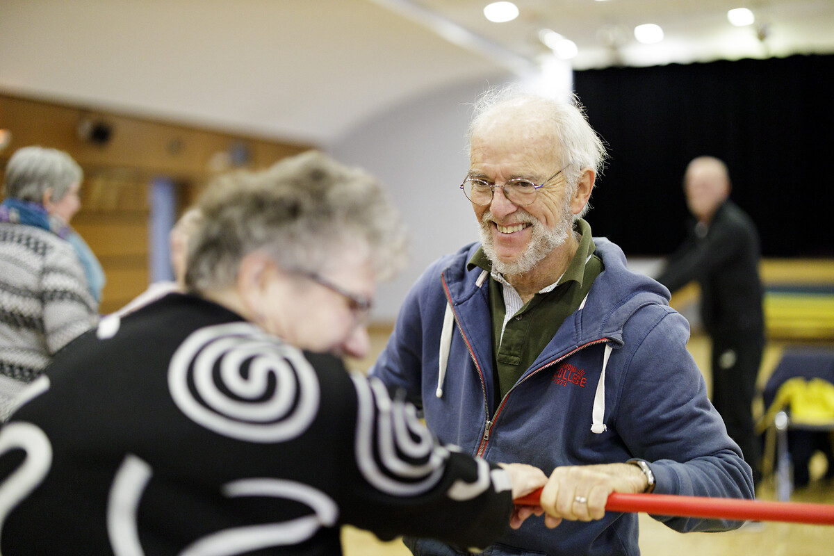 Cours de sport animé par Ophélie F, coach sportive Main dans la main, est un projet innovant pour renforcer le bien-être