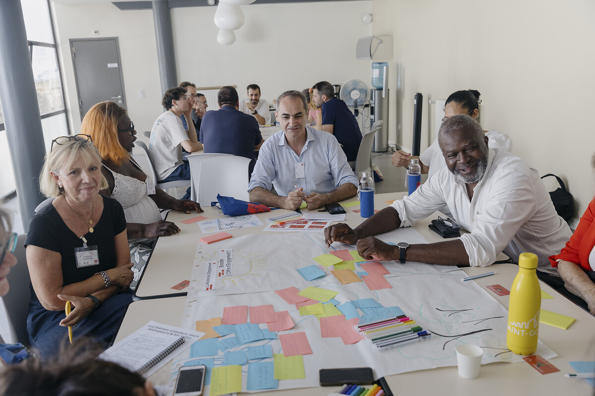 Festival de l'engagement à la Cité de Refuge. Françoise Scoffier , Pulcherie Loubassa, (à gauche) Christophe Piedra, Claude Magdelonnette
